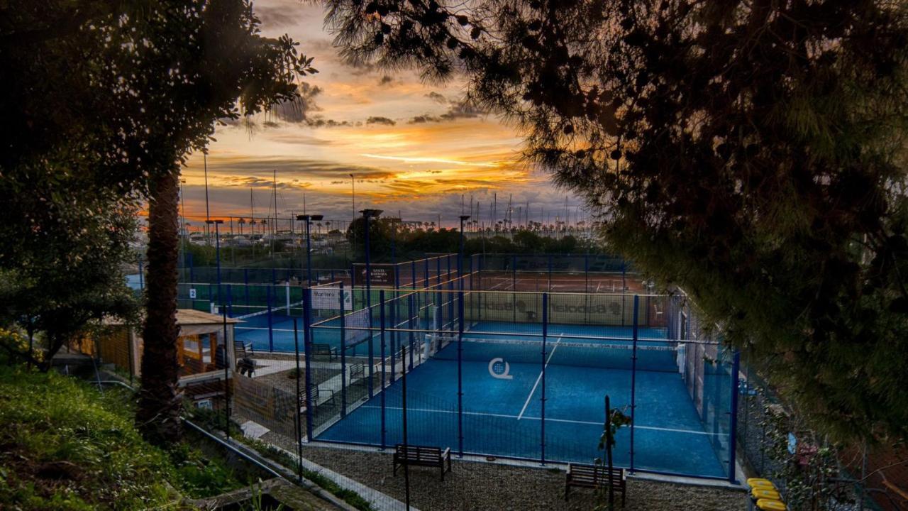 St George Villa Imperia Exterior foto